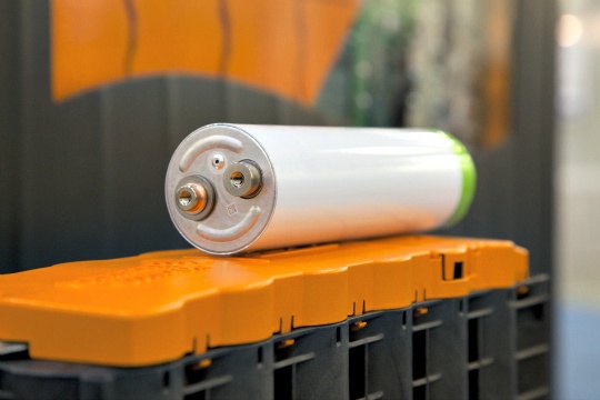 Lithium-Ion Battery That Charges in 10 Minutes