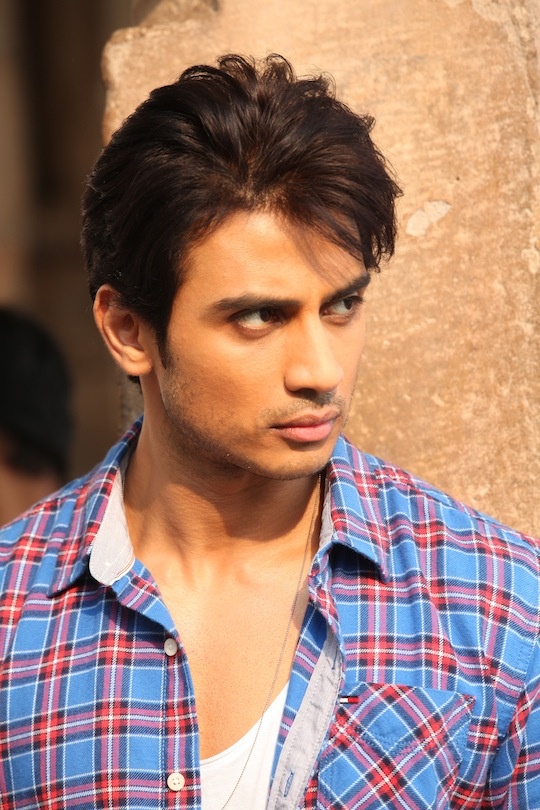 Akshay Kumar&#39;s Support Is Not Something You Can Buy: Shiv Pandit On Boss - shiv_pandit_3_1381813208_540x540