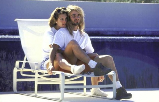 brooke_shields_andre_agassi-getty_1380294961_540x540.jpg