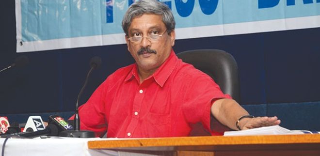 Manohar Parrikar at a press conference Manohar Parrikar at a press conference