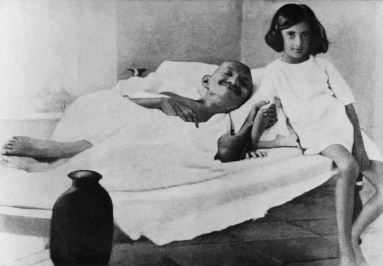Gandhi Gandhi