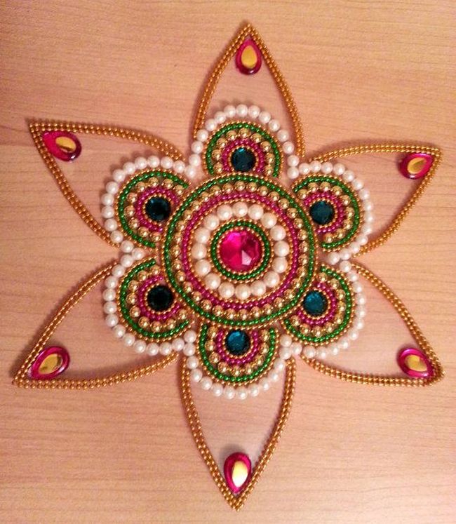 13 Unique Rangoli Designs That Will Make Your Home Look Awesome This Diwali