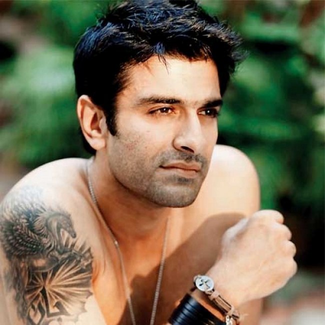 Eijaz Khan Eijaz Khan