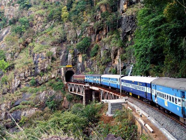 arakku valley train