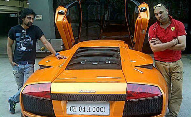 Yuvraj with Ranvijay showing off his Lamborghini Gallardo