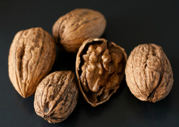 walnuts walnuts