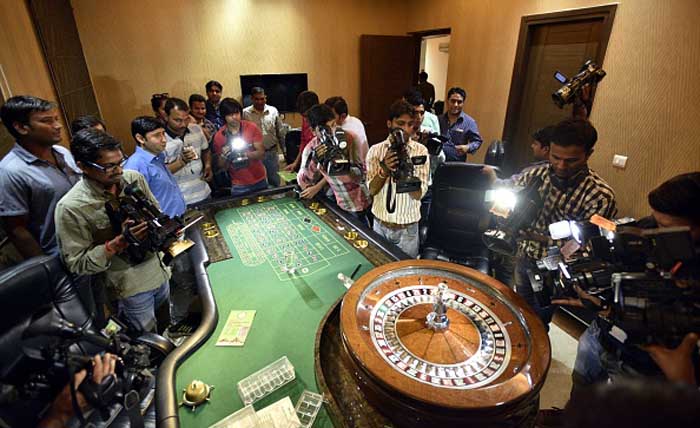 Delhi police gambling act