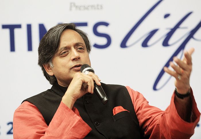  Shashi Tharoor,