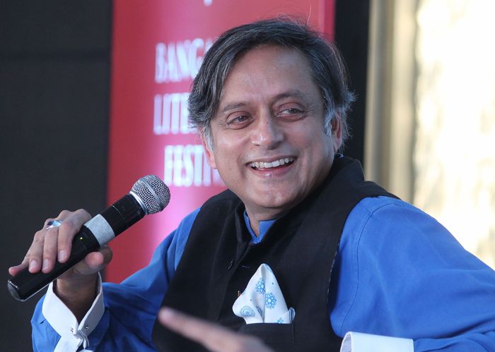  Shashi Tharoor,