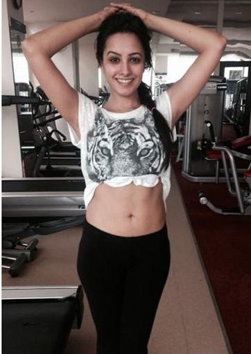 [Image: 1413975573-anita-hassanandani-hot-instagram-photo.jpg]