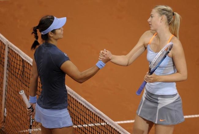 PICS: Maria Sharapova Wins Stuttgart Grand Prix - Indiatimes.com