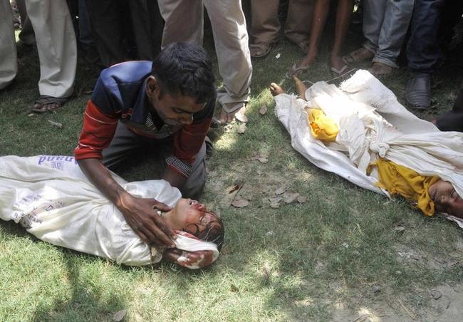 Bihar Midday Meal Tragedy: Children Buried In Mass Grave - Indiatimes.com