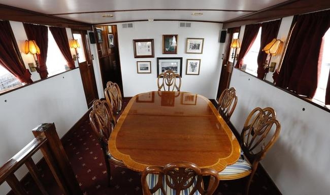 INSIDE PICS: JFK's Presidential Yacht - Indiatimes.com