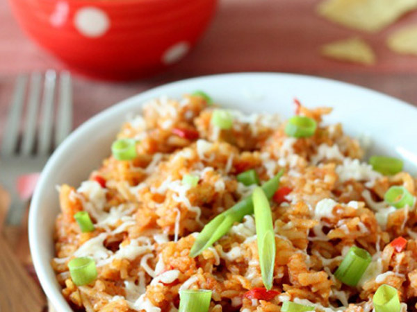 brown rice healthy wholesome †use a standard 8-oz measuring cup, which holds 278 oz of nutro™ small breed adult weight management chicken, whole brown rice & oatmeal recipe dog food. brown rice healthy wholesome †use a standard 8-oz measuring cup, which holds 278 oz of nutro™ small breed adult weight management chicken, whole brown rice & oatmeal recipe dog food.