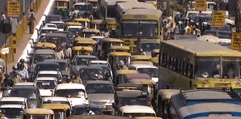 Traffic in India by DrifterPlanet.com