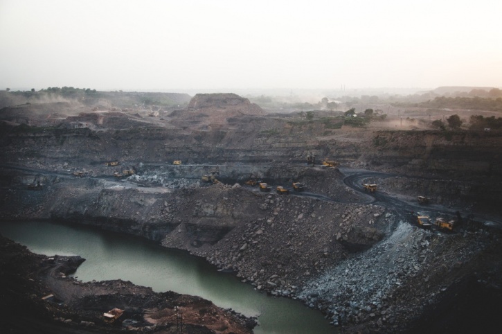 These Photos Of Jharia, India's Mining Town That's Been On Fire For 100 ...