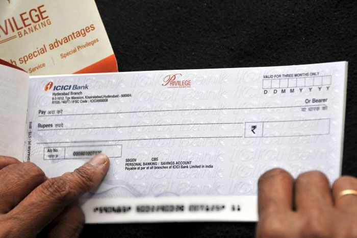 cheque-in-kannada-dishonoured-customer-drags-bank-to-court