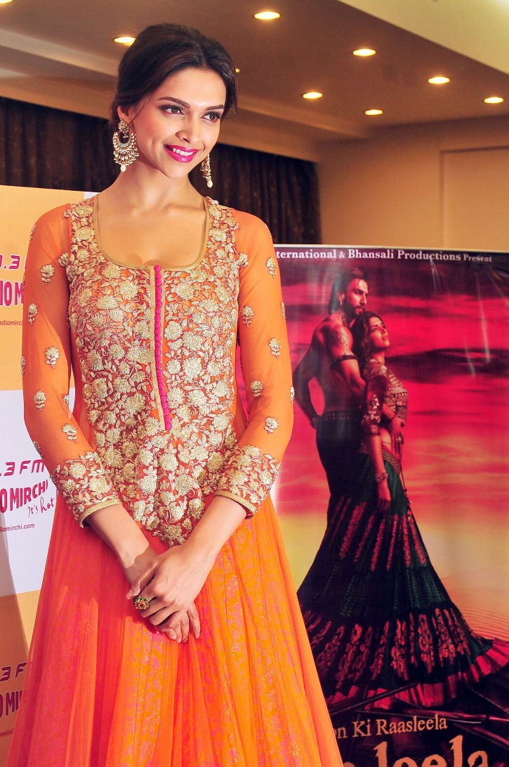 deepika in traditional look