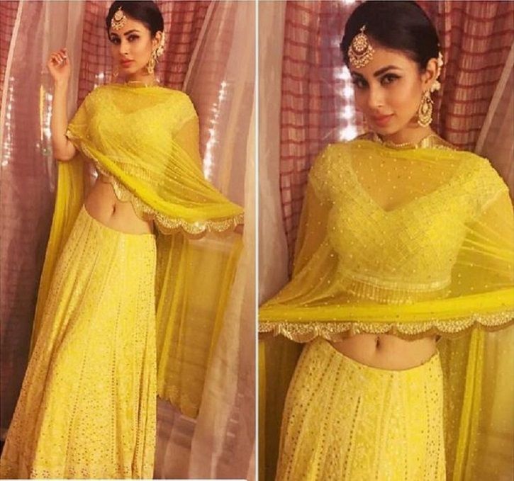 After Bagging Akshays Gold Mouni Roy Will Next Be Seen In Alia Ranbir