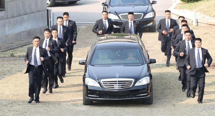 13 Bodyguards Jogged In Formation Alongside Kim Jong-un's Limo And ...