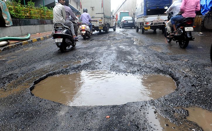 Potholes Killed 3597 Across India In 2017 Terror 803