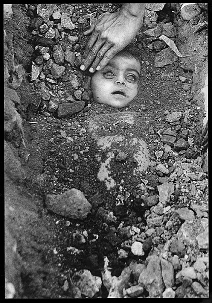 Bhopal Gas Tragedy 1984 Inside Story