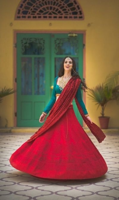 5 Places In Delhi To Rent Bridal Lehengas - Indiatimes.com