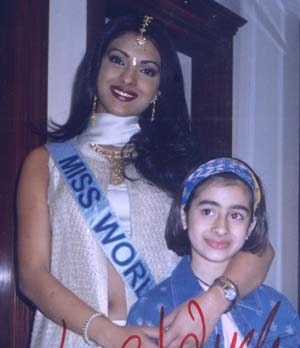 Priyanka Chopra's UGLY Photos - Indiatimes.com