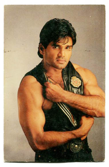 Most disgusting photos of Sunil Shetty Photos - Indiatimes.com