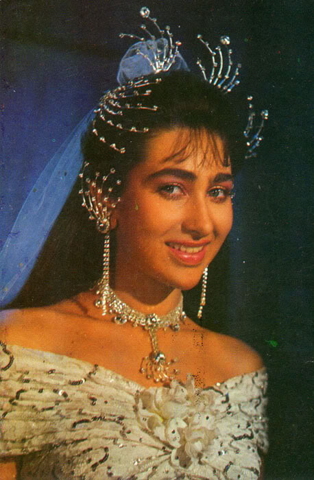 Karishma Kapoor Photos That You Would Have Never Seen 