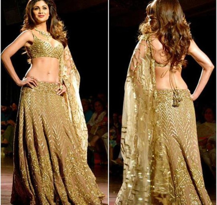 Shilpa Shetty Uncompromising Body Shape 2328