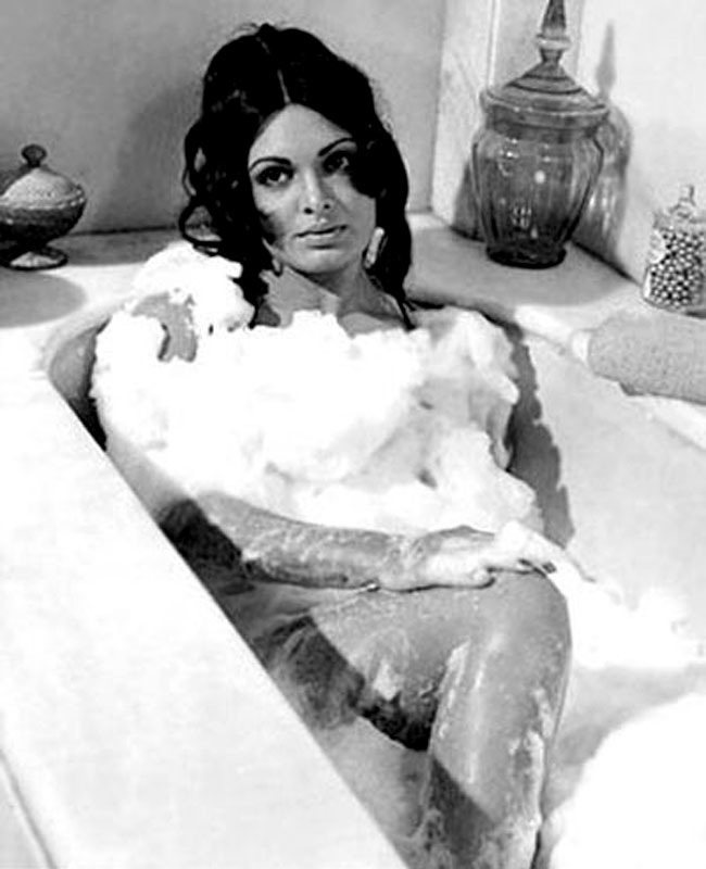 Parveen babi boob - Hot Nude