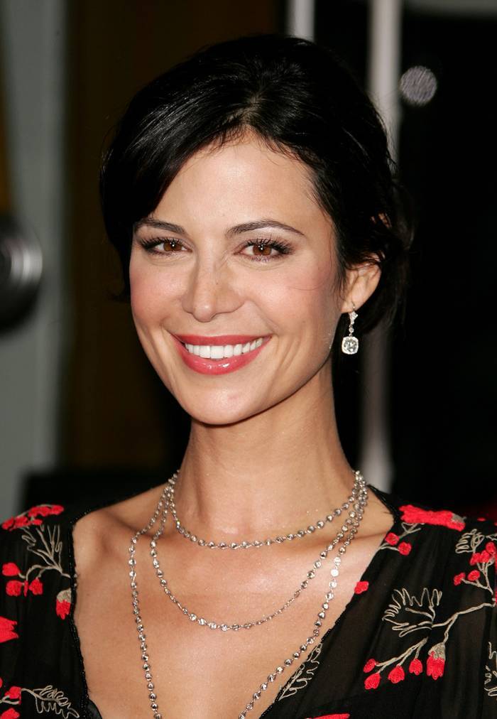 Catherine Bell - Indiatimes.com