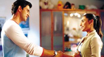 1442305839-page-of-mujhse-dosti-karoge-stills-mujhse-dosti-karoge-movie-55f7d72615507.jpg