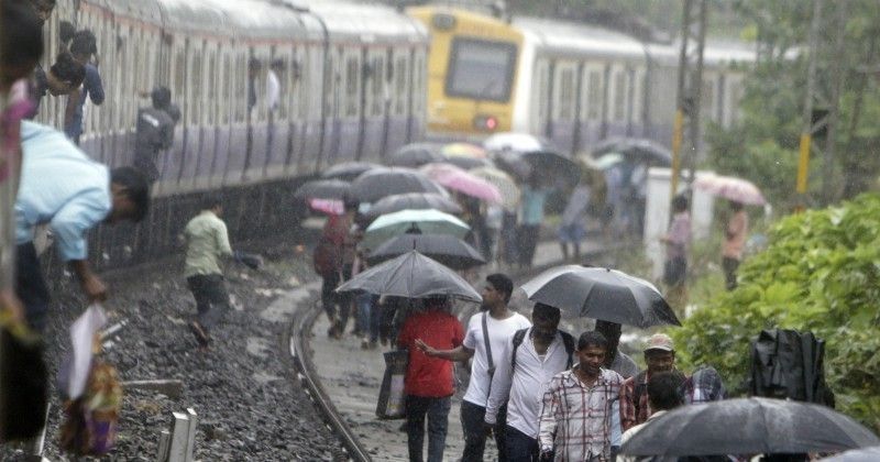 3000 People Were Killed On Mumbai Rail Tracks In 2017, Authorities Are ...