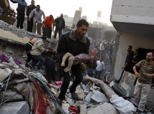 Killing Children! Gaza Strikes Claim Innocent Victims - Indiatimes.com