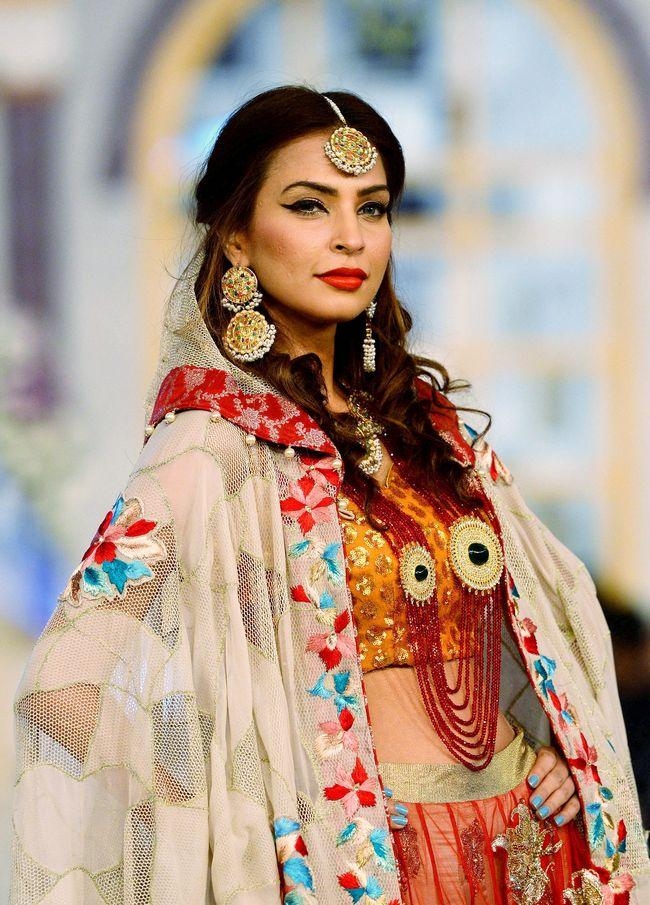 Stunning Bridal Wear at Pakistan Bridal Fashion Week - Indiatimes.com