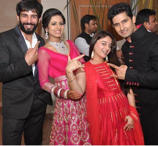 Photos: Ravi Dubey & Sargun Mehta's Wedding Reception - Indiatimes.com