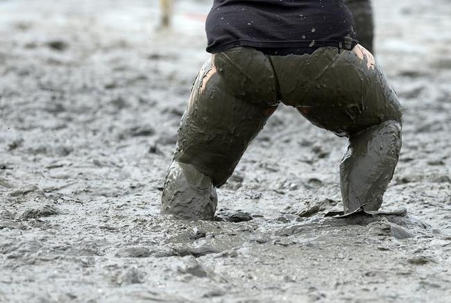 DIRTY PICS: Mud Olympics in Germany - Indiatimes.com