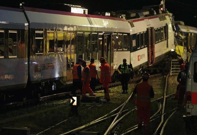 Head-On Train Collision In Switzerland: PICS - Indiatimes.com