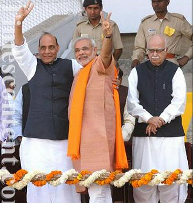 L K Advani and Narendra Modi: In Happier Times - Indiatimes.com