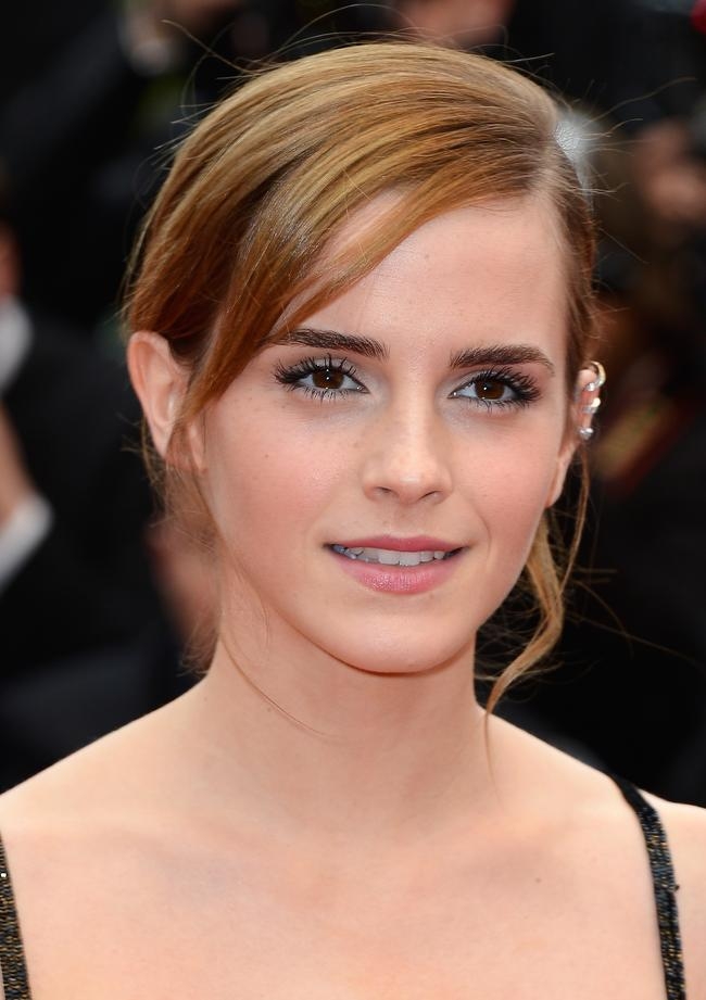 Emma Watson's Bold Cleavage Show - Indiatimes.com