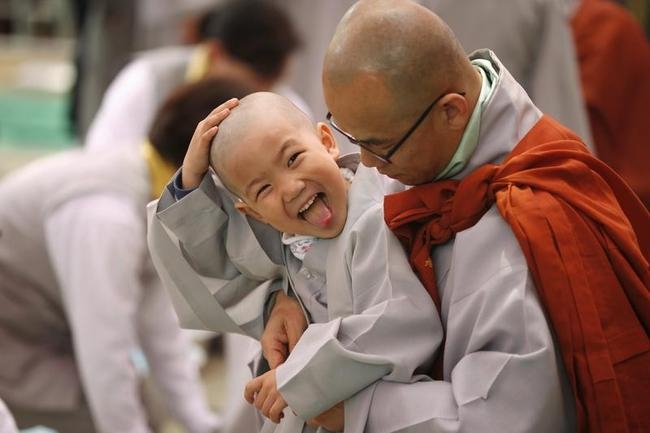 Children Become Buddhist Monks: PICS - Indiatimes.com