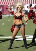 PICS: Hot Tampa Bay Cheerleaders - Indiatimes.com