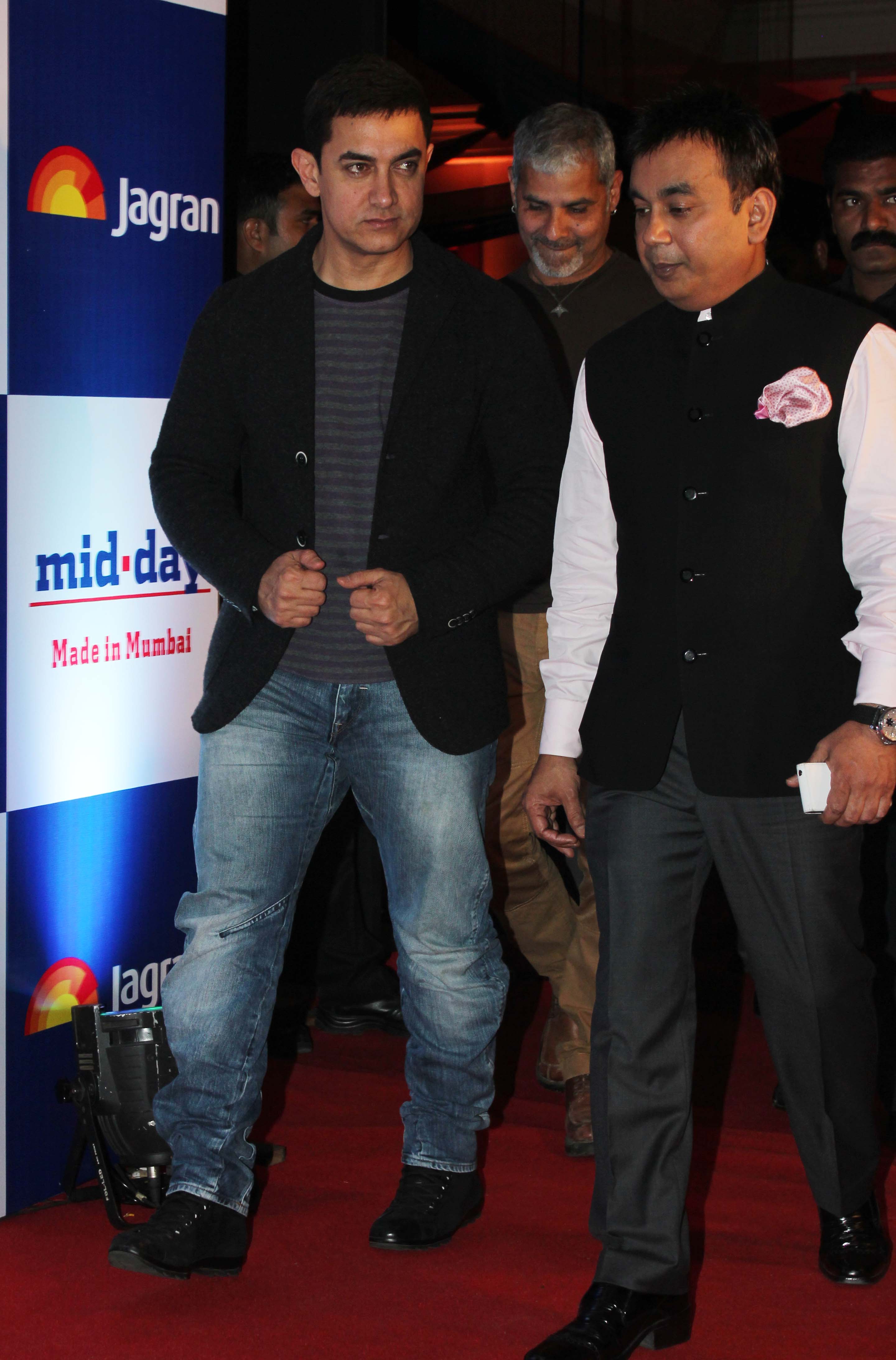 Aamir Khan Shahrukh Khan Deepika Padukone Ranveer Singh Sonam Kapoor Do Party All Night 