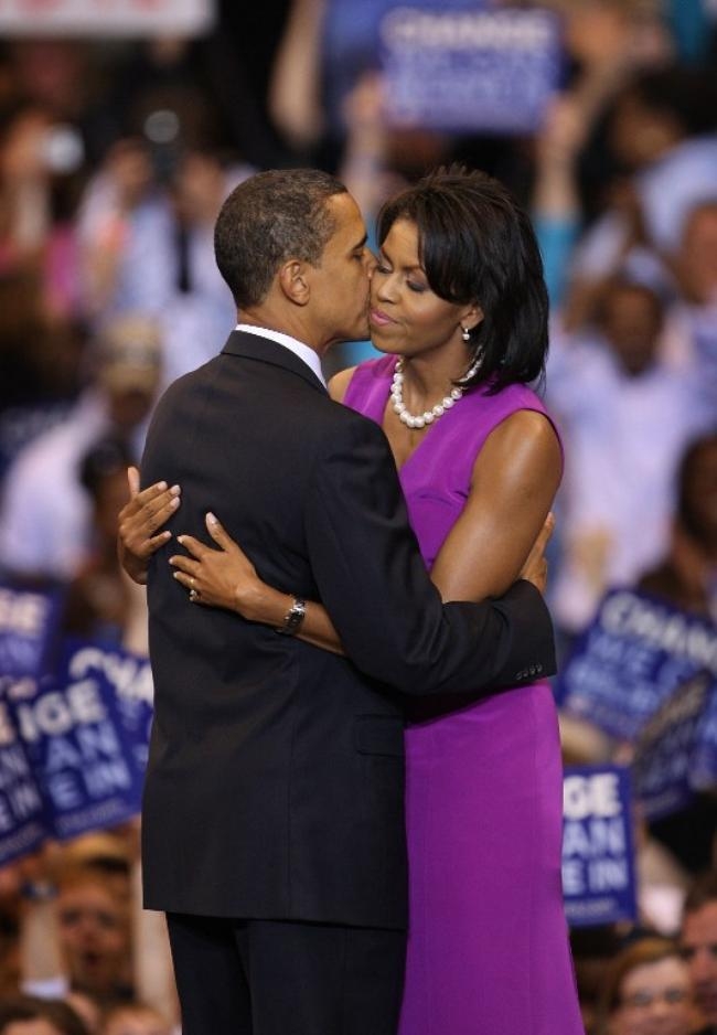 Michelle Obama Turns 50 Most Romantic Moments With Husband Barack Obama 3184