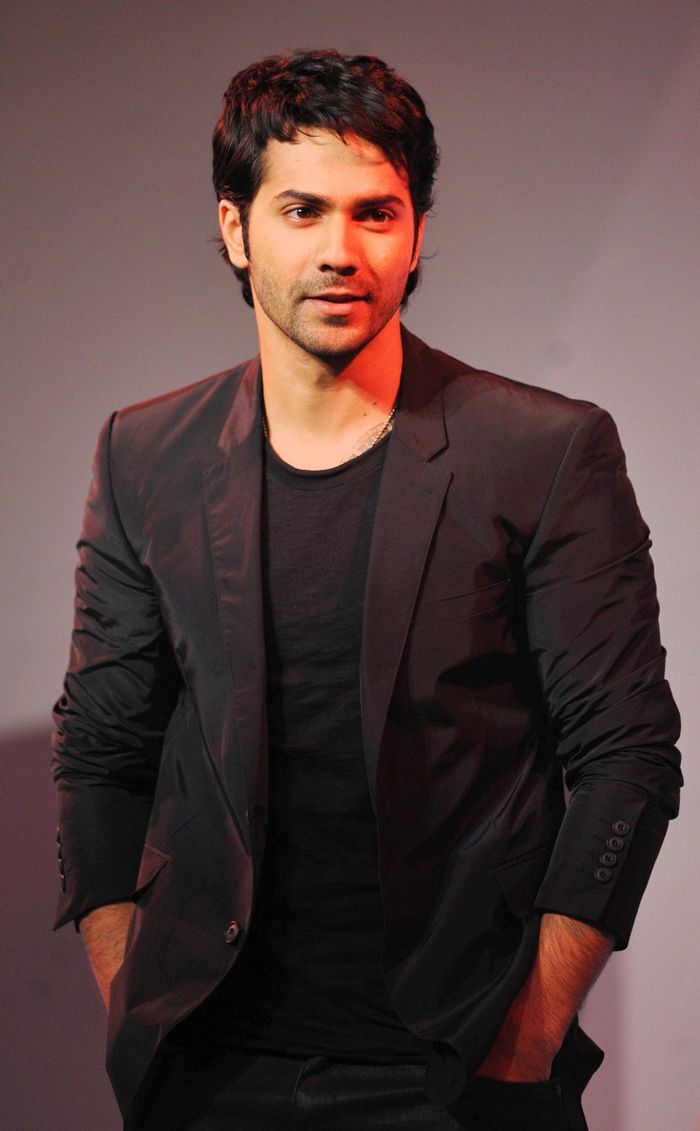 Varun Dhawan Suits Up! - Indiatimes.com